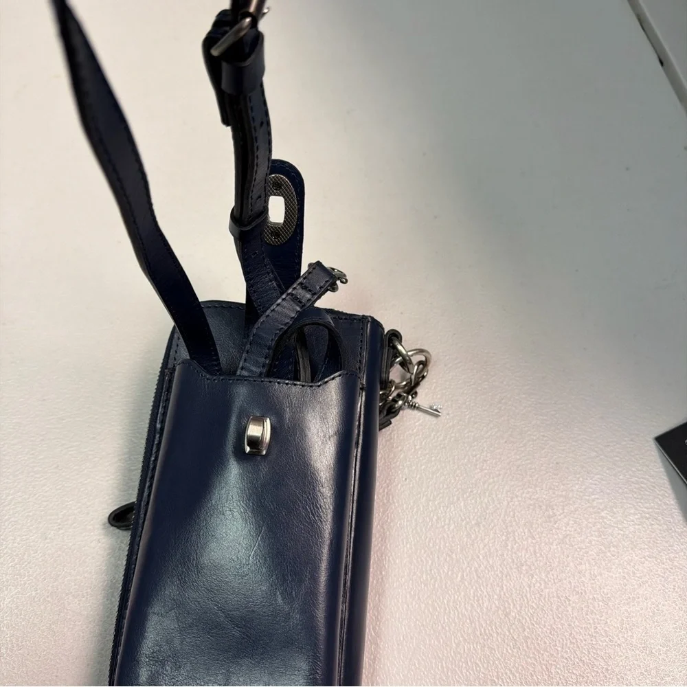 Patricia Nash Blue Wristlet Wallet Women Zipper Key Ring Folding